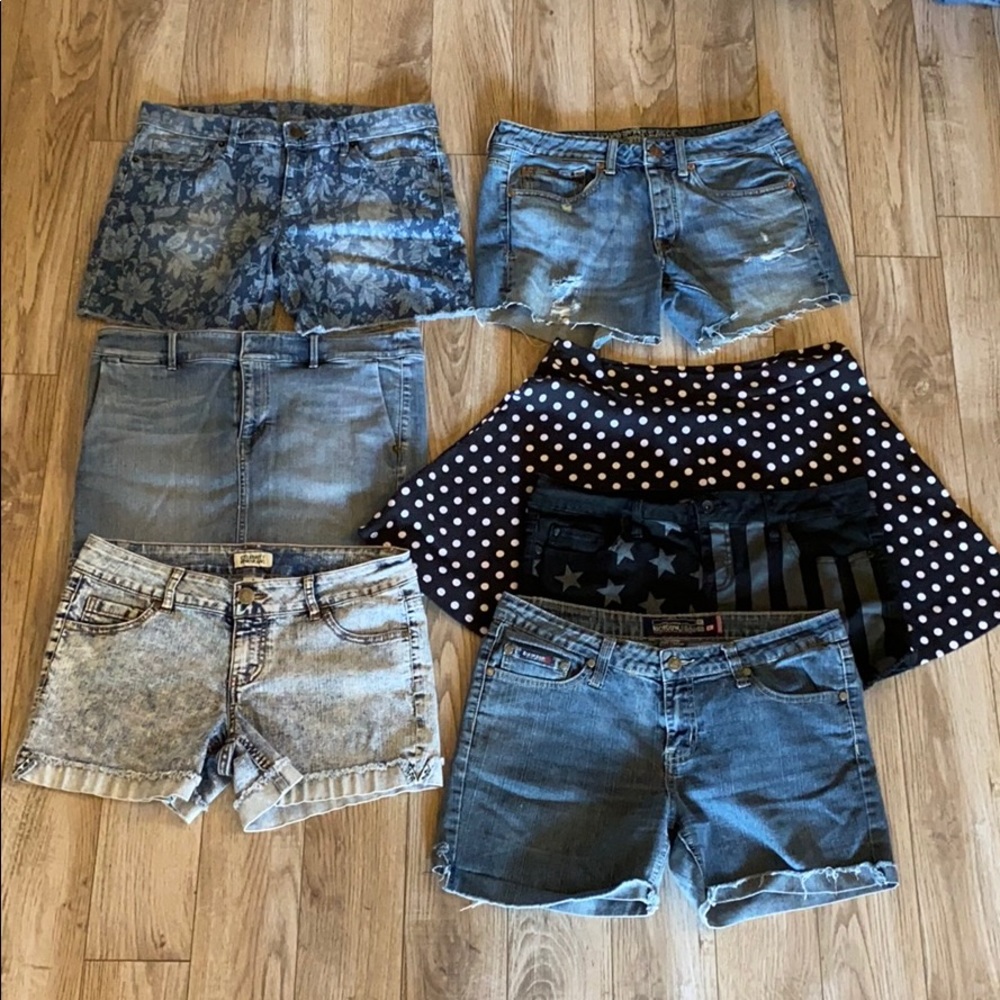 Bundle of 6 shorts and 1 skirt 🔥🔥🔥🔥